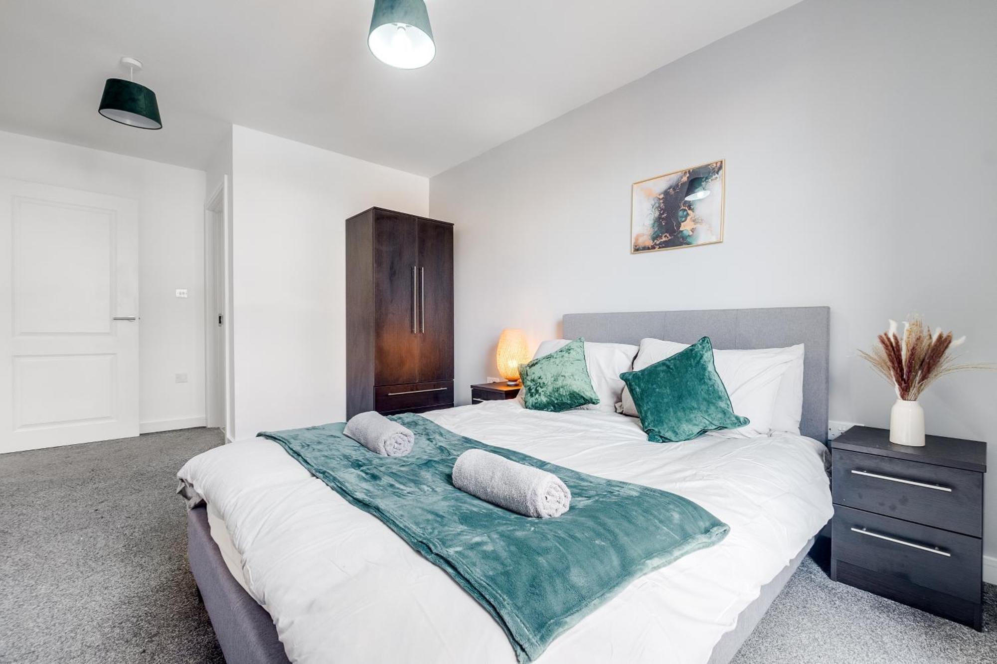 City Centre Emerald Escape - Sleeps-6, 2Beds & 2Baths , Netflix , Free Internet Birmingham Exterior foto