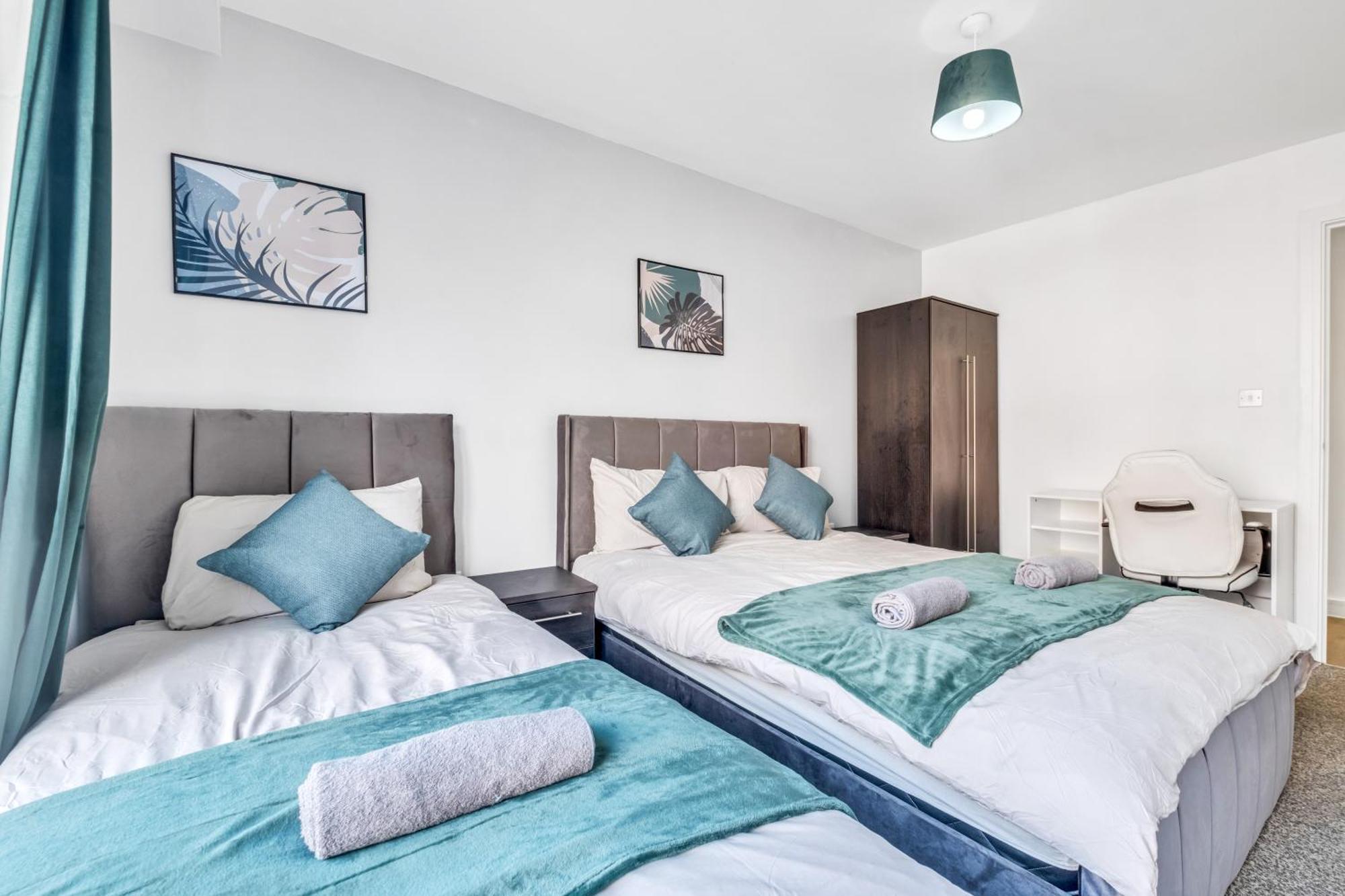 City Centre Emerald Escape - Sleeps-6, 2Beds & 2Baths , Netflix , Free Internet Birmingham Exterior foto